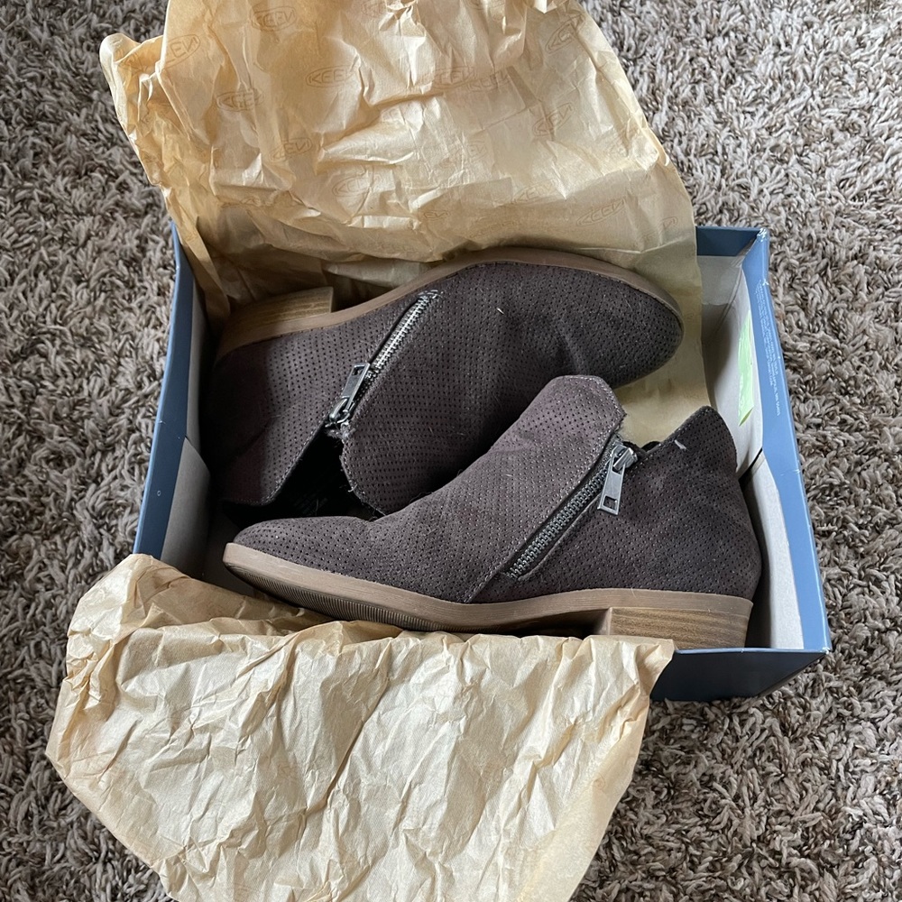 Ankle Booties - Picture 3 of 7